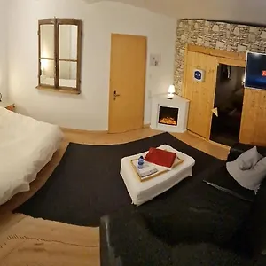  Bed & Breakfast Schoenste Lage Am Rhein In Unmittelbarer Stadtnaehe,